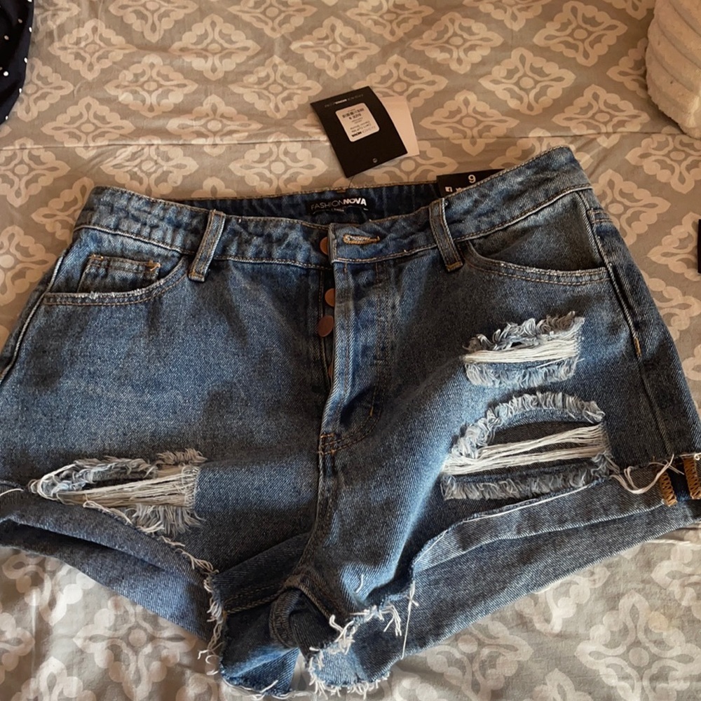 Fashion nova denim shorts